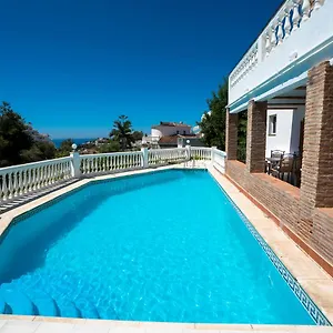 Colina Menyber Holiday home